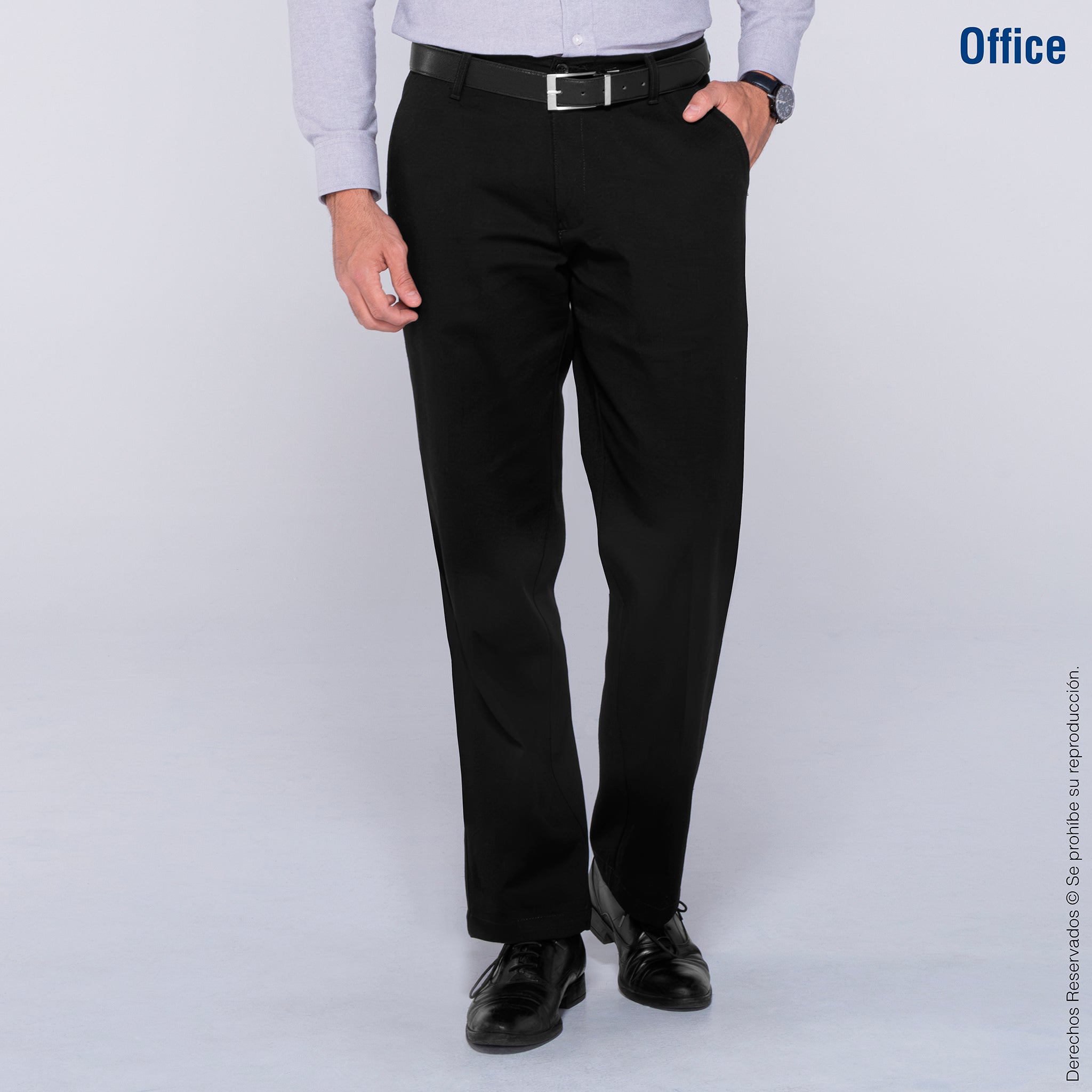 Pantalón de Gabardina para Caballero · 65% Poliéster 35% Algodón · Color Negro